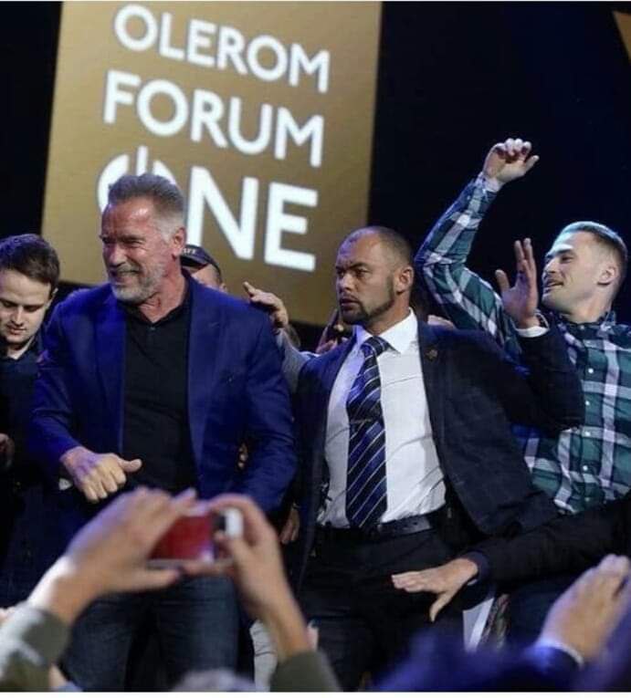 Grizzly: Надійність та Професіоналізм в Охороні OLEROM FORUM ONE, які Забезпечили Безпеку Арнольду Шварценеггеру